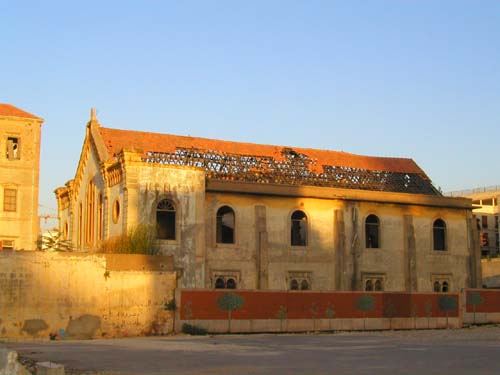 synagogue from side