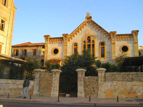 synagogue from front