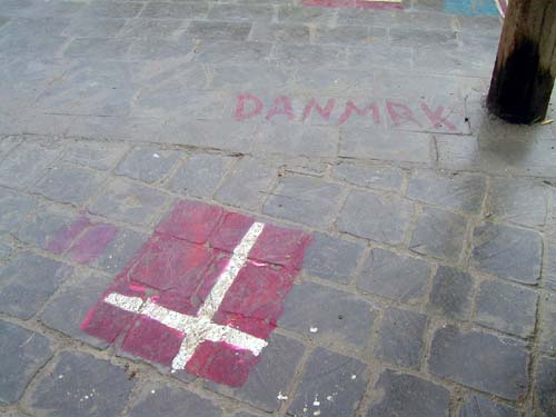 danish flag in aleppo