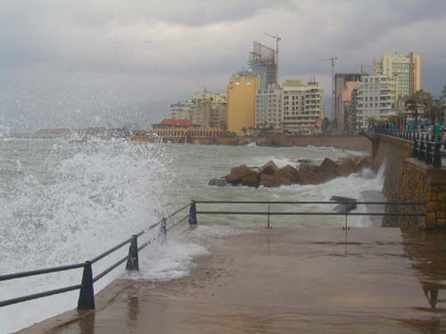 corniche waves 3